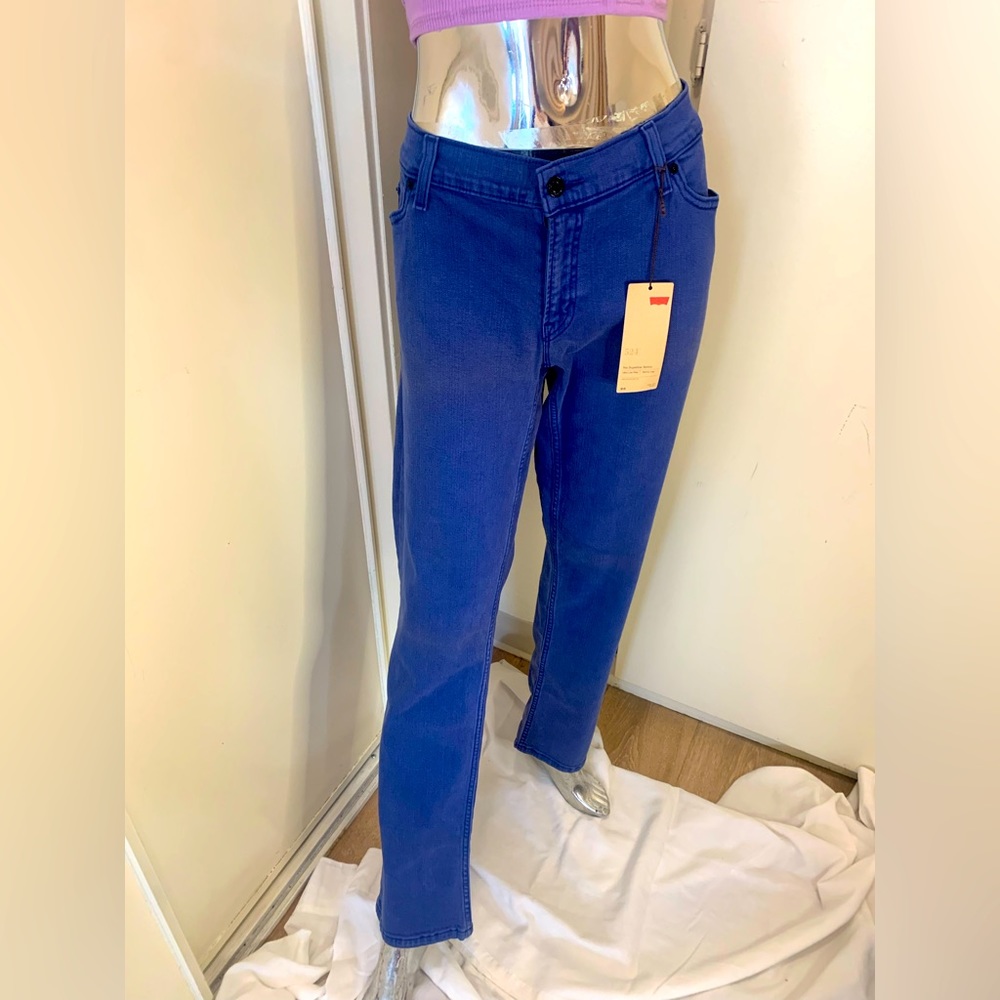 Levi’s 524 Too Superlow Skinny Women's Jean Size 17M